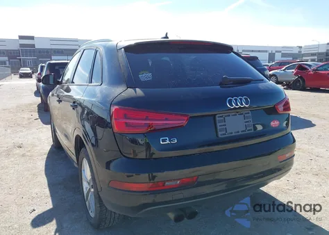 2018 Audi Q3 2.0T Premium/2.0T Sport Premium z USA, uszkodzony, nr VIN WA1BCCFS0JR011775